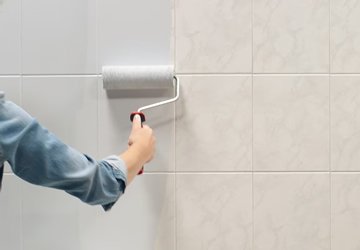 Comment peindre du carrelage mural ?